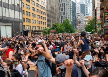 Participation and Activism: Between Setbacks and Resistance