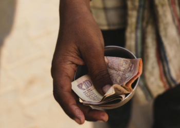 Social Assistance in Large Cities: How São Paulo and Belo Horizonte Structure Their Policies